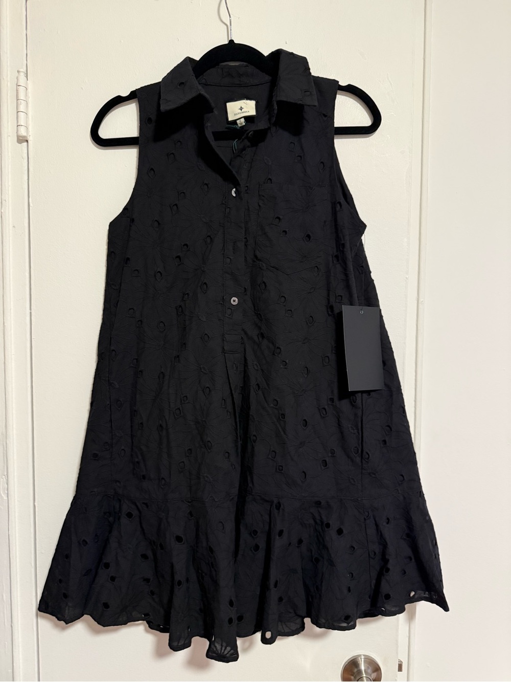 Tuckernuck Black Sleeveless Eyelet Ruffle-Hem Shirt Dress